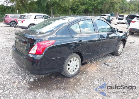 2018 Nissan Versa 1.6 S из США, поврежденный, VIN 3N1CN7AP7JL817041